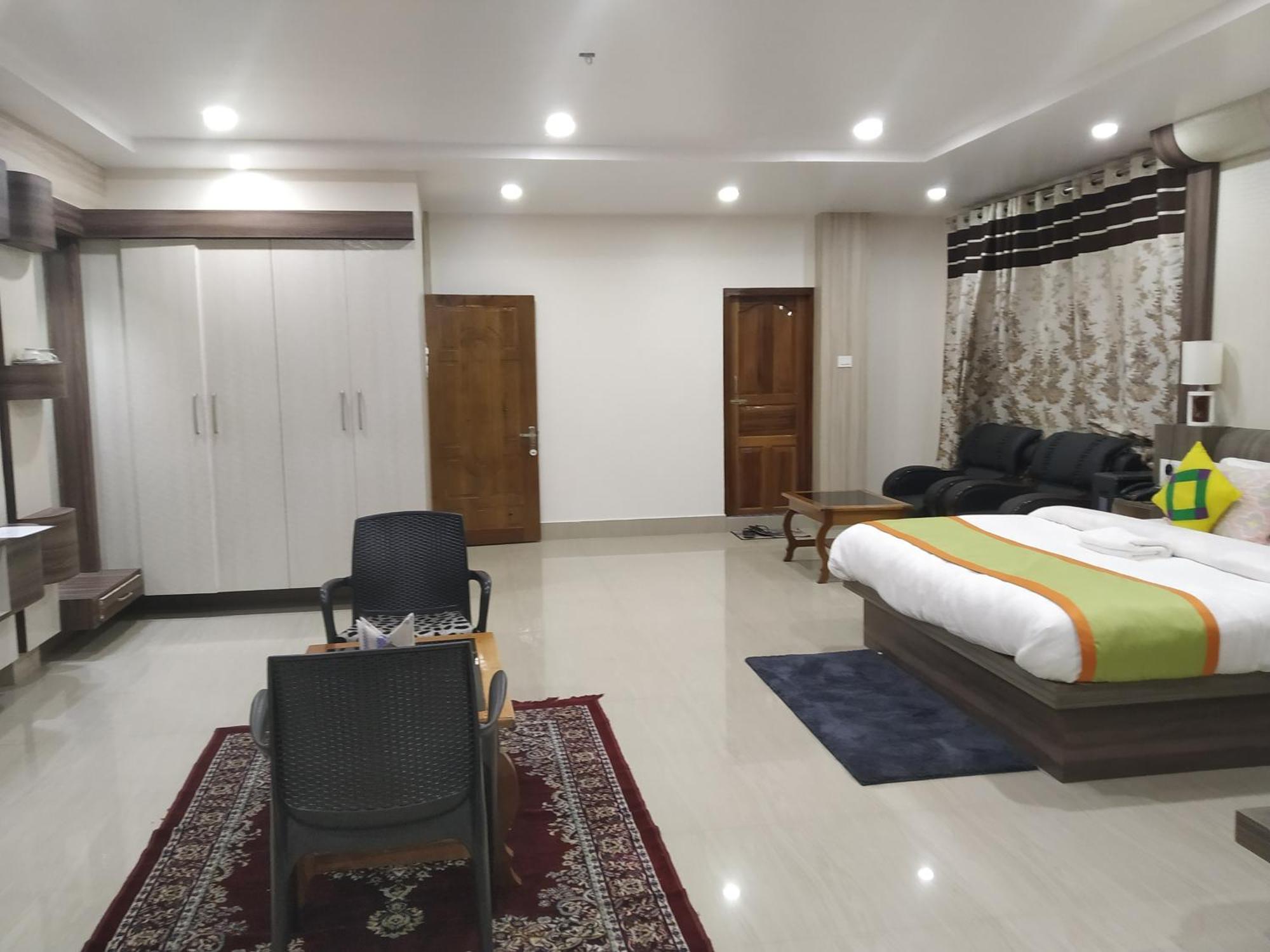 Ziro Palace Inn - A Boutique Hotel Hapoli Luaran gambar