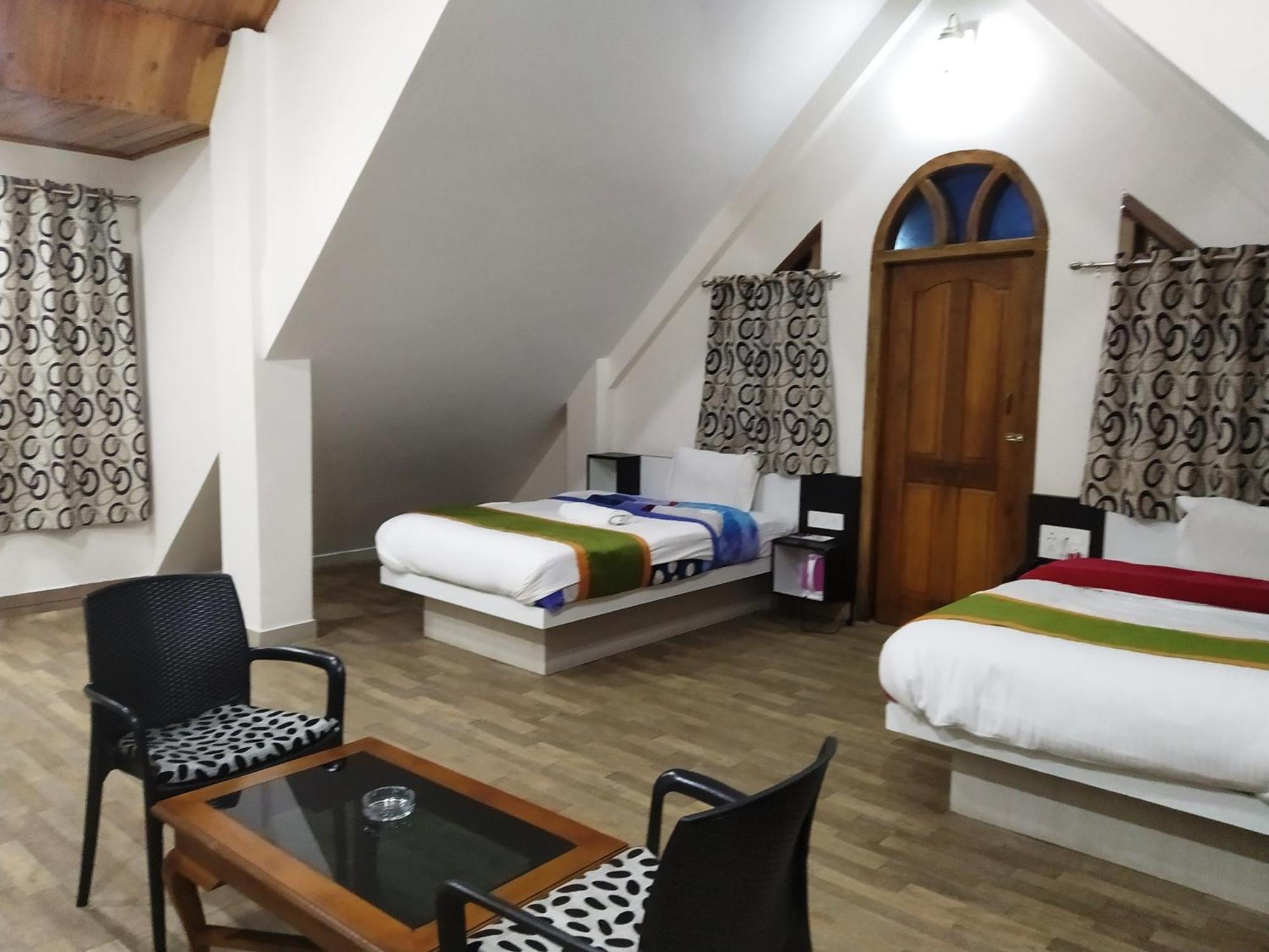 Ziro Palace Inn - A Boutique Hotel Hapoli Luaran gambar